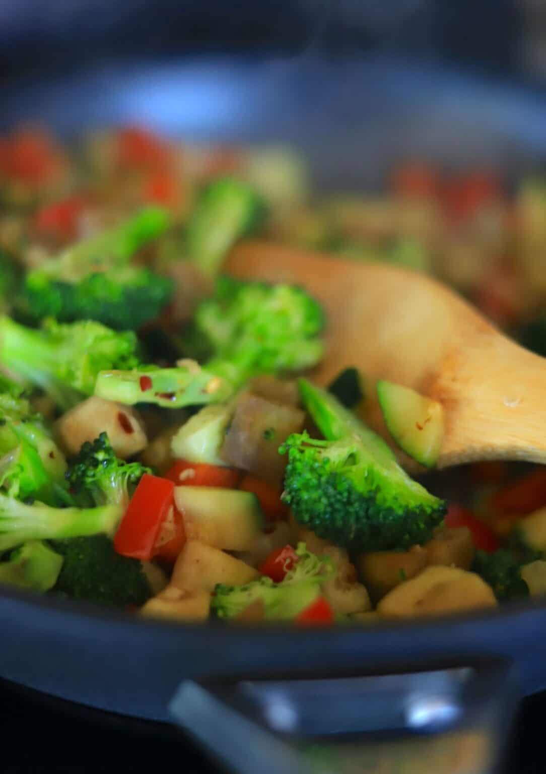 Low Carb Vegetable Stir Fry - I Hacked Diabetes - Main Dishes