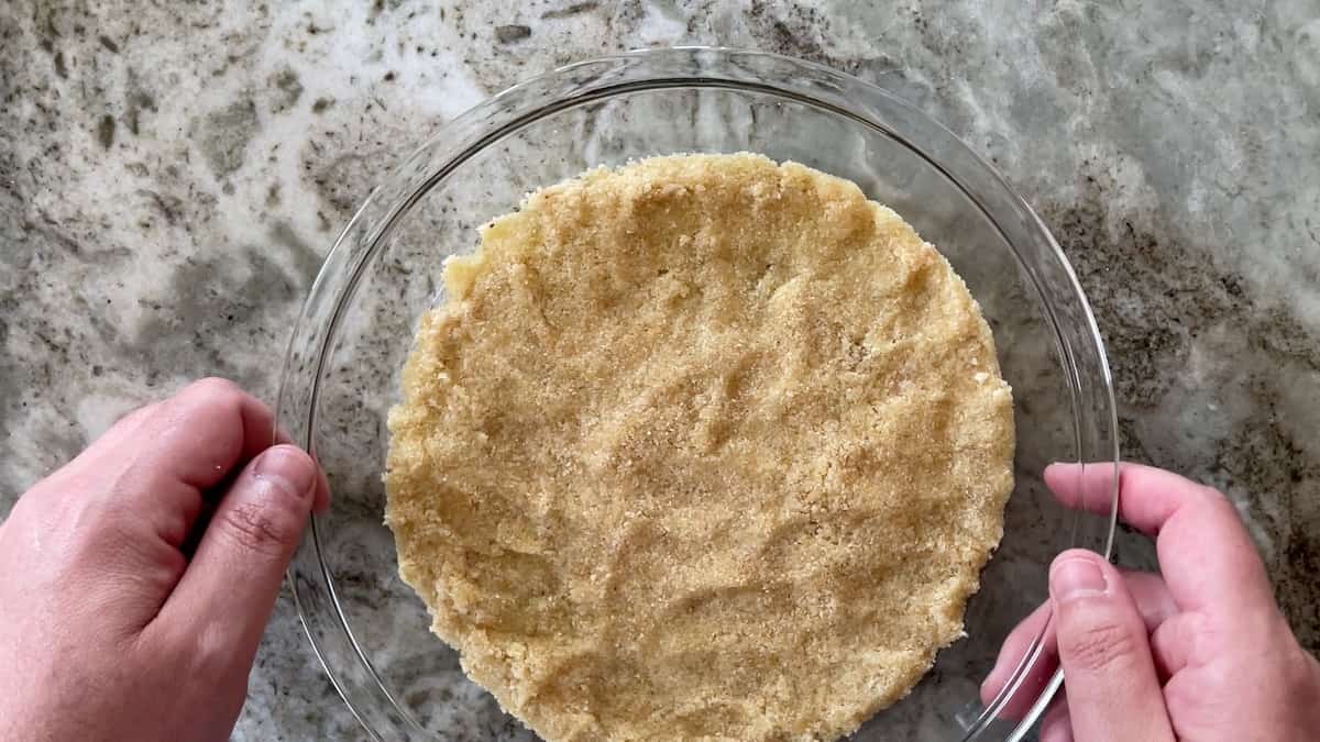 almond crust in pie pan