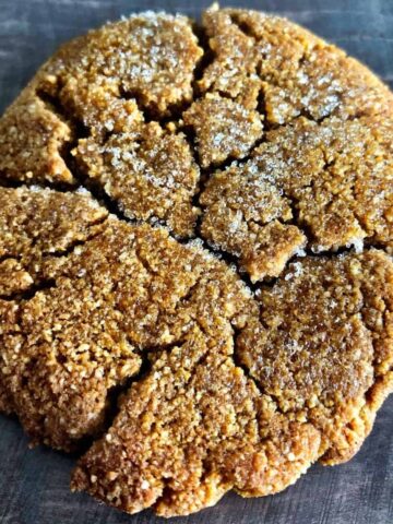 Chewy Ginger Molasses Keto Cookie