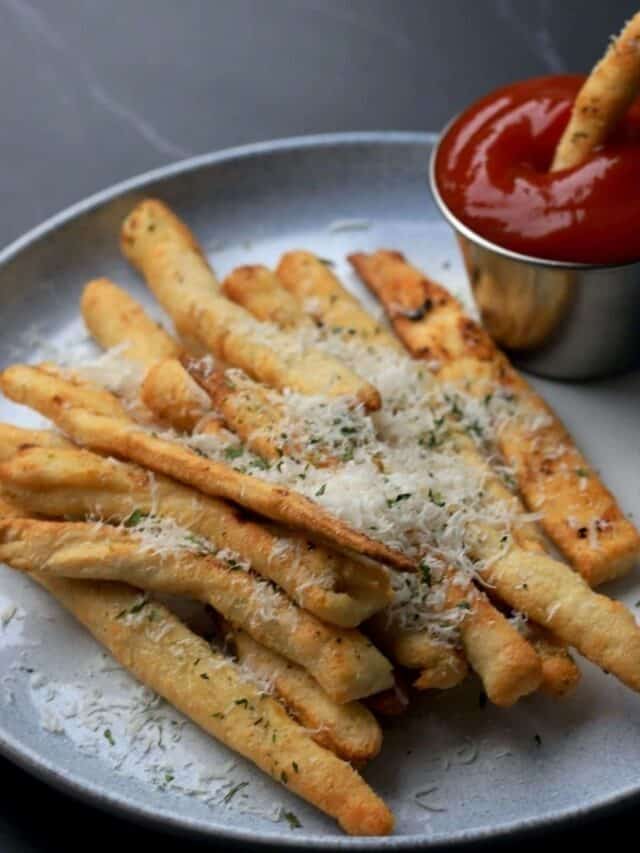 Air Fryer Garlic Parmesan Keto Fries