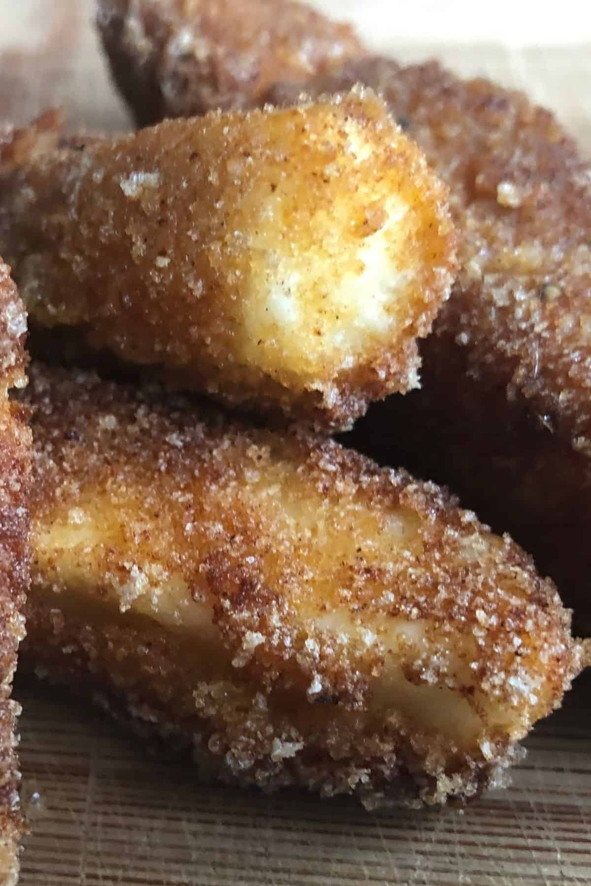 halloumi fries close up.