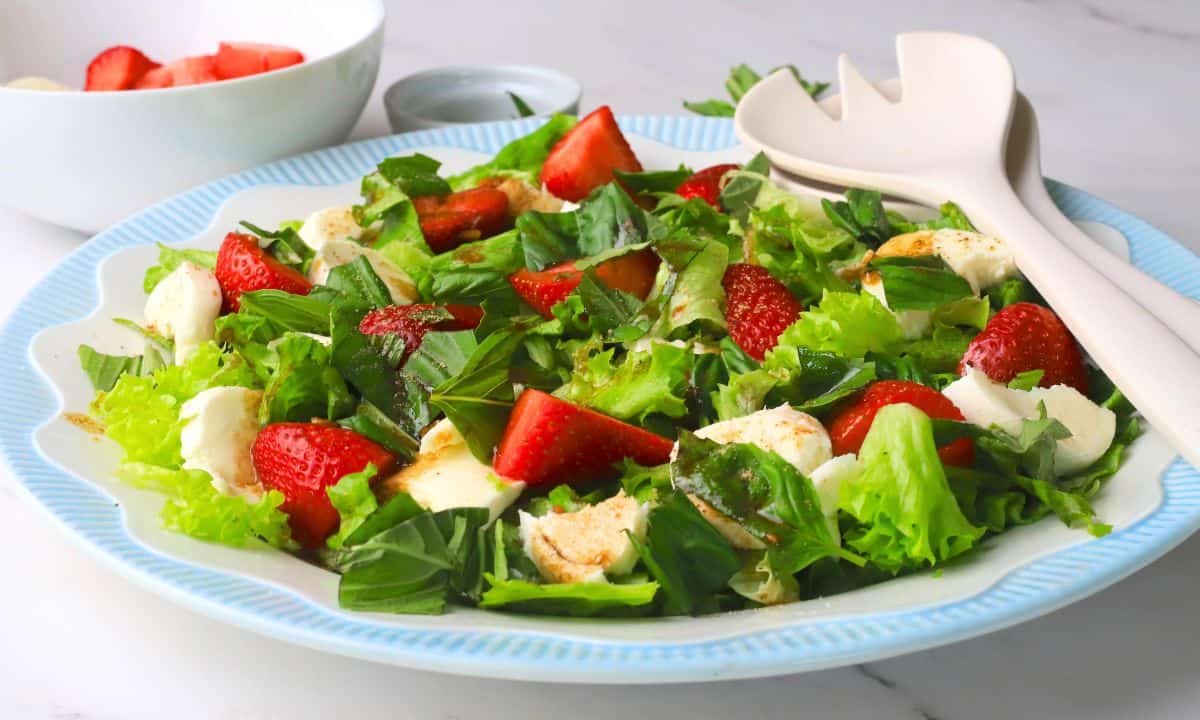 Side view of the low carb strawberry caprese salad.