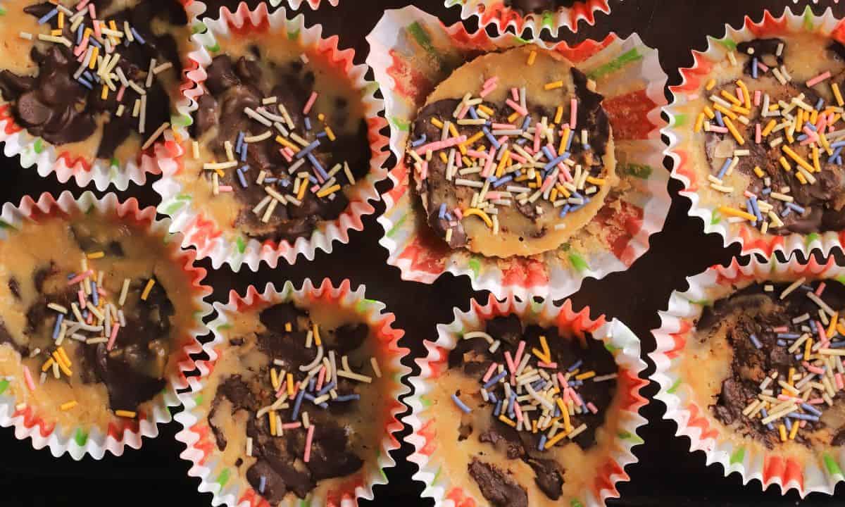 Low carb holiday pecan toffee bites on a tray.