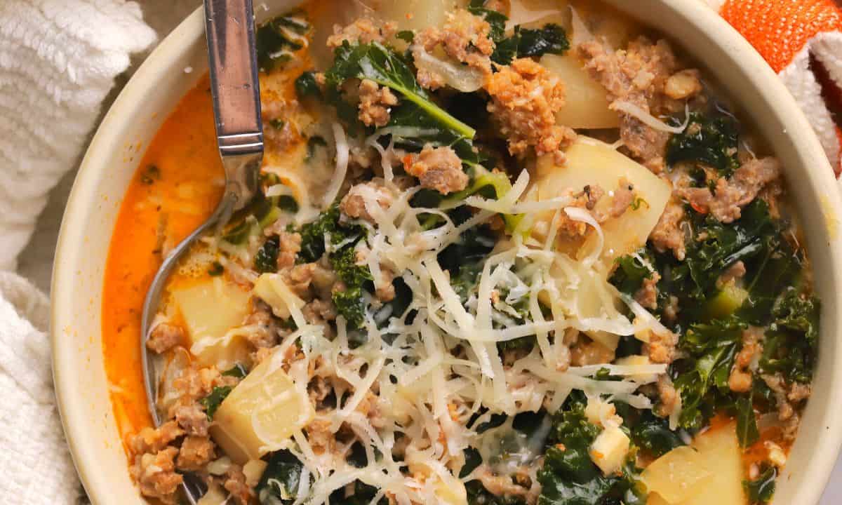 Low carb zuppa toscana in a bowl.