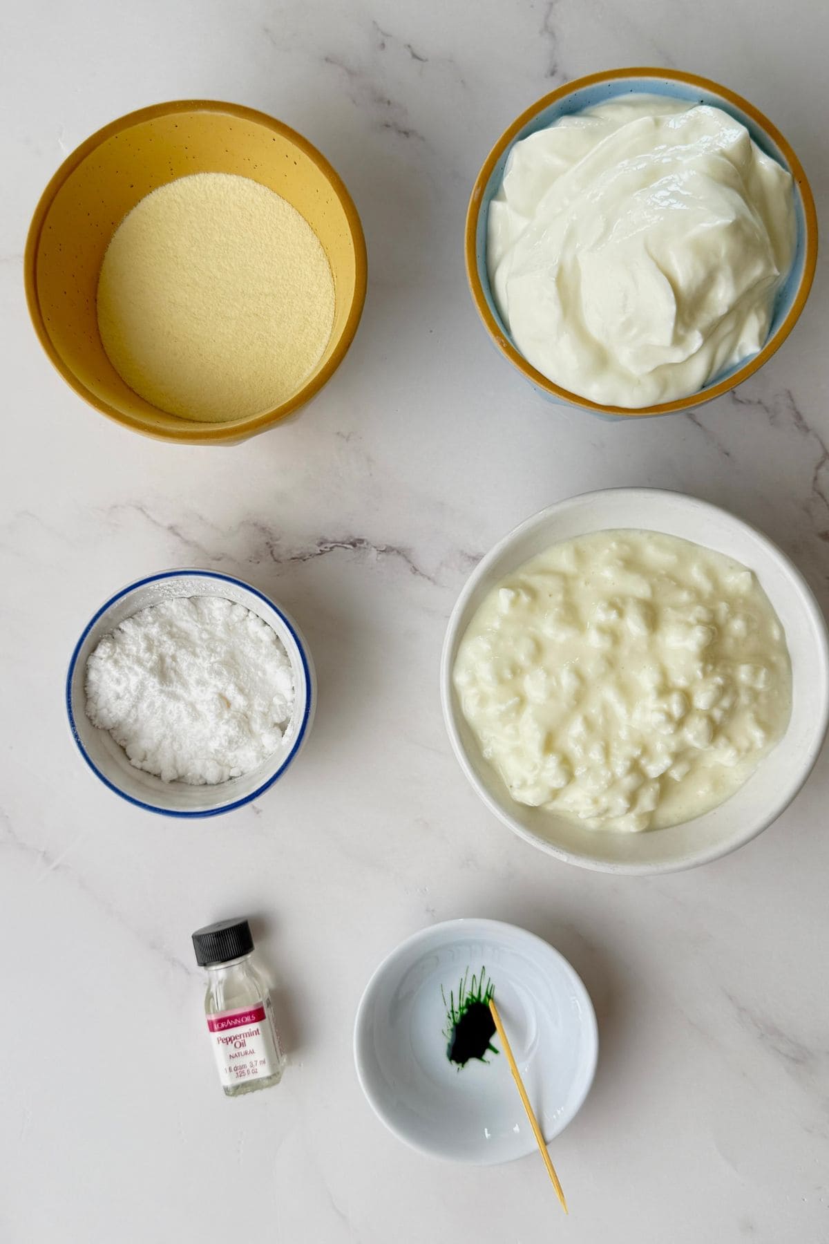 Ingredients used in the low carb shamrock shake pudding.